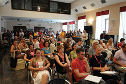 Brojni novinari na završnoj konferenciji za novinare i proglašenju dobitnika u Festivalskom centru u Circolu