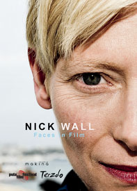 Plakat izložbe Lica na filmu Nicka Walla u Galeriji Makina